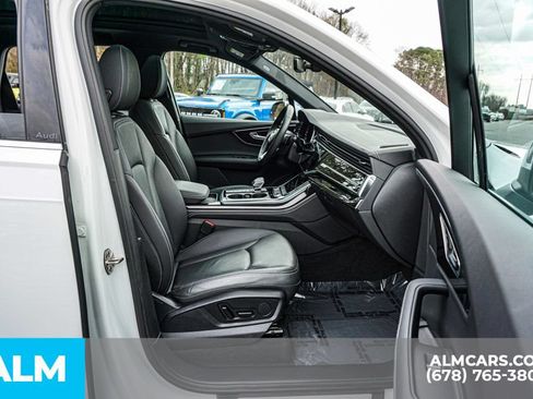 Used 2025 Audi Q7 3.0T Premium Plus AWD/4WD image 24