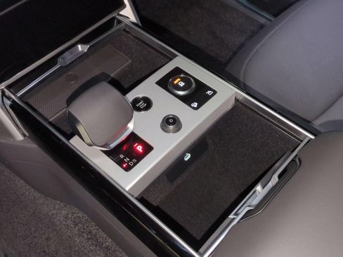 New 2027 Land Rover Range Rover SE AWD/4WD image 22