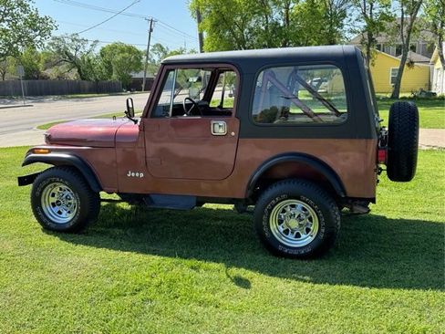Used 1986 Jeep CJ 7 image 12