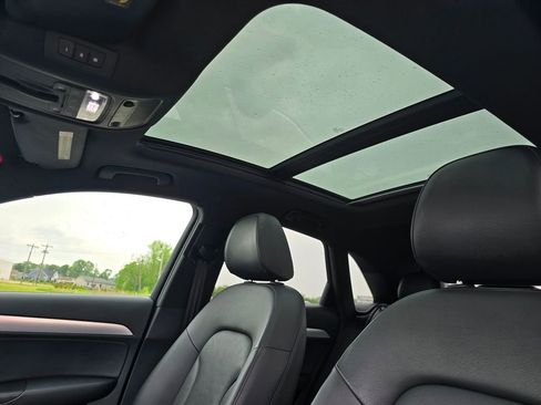 Used 2016 Audi Q3 2.0T Prestige AWD/4WD image 21