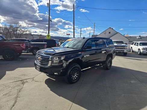 Used 2018 Chevrolet Tahoe LT w/ Luxury Package image 5