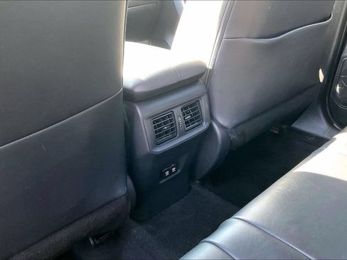 Used 2020 Toyota RAV4 XLE Premium FWD image 12