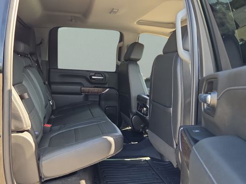 Used 2023 GMC Sierra 2500 Denali w/ Denali Ultimate Package AWD/4WD image 14