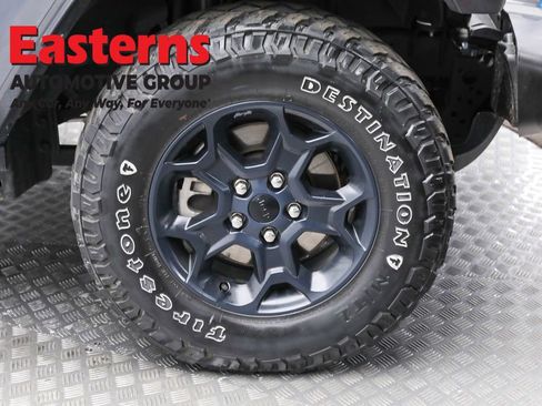 Used 2023 Jeep Wrangler Unlimited w/ Cold Weather Group image 34