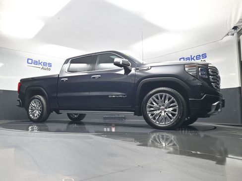 Used 2023 GMC Sierra 1500 Denali w/ Denali Reserve Package AWD/4WD image 41