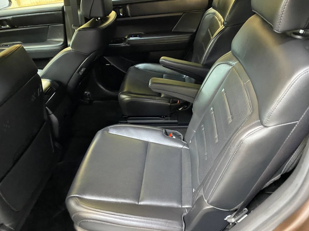 Used 2025 Hyundai Santa Fe Calligraphy AWD/4WD image 25