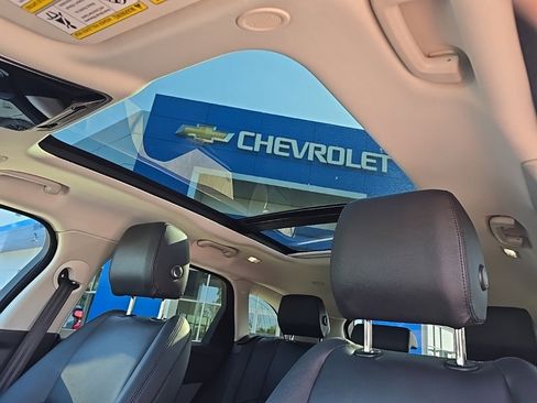 Used 2024 Land Rover Range Rover Velar S image 20