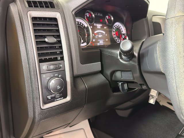 Used 2019 RAM 1500 Express w/ Wheel & Sound Group AWD/4WD image 16