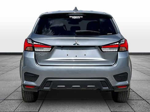 Used 2025 Mitsubishi Outlander Sport ES AWD/4WD image 4