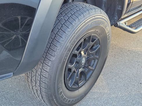 Used 2023 Toyota Tacoma SR5 image 9