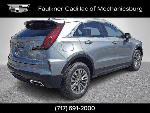 Used 2025 Cadillac XT4 Premium Luxury AWD/4WD image 8