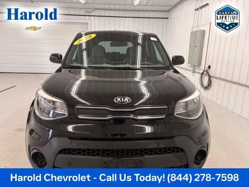 Used 2018 Kia Soul FWD image 2