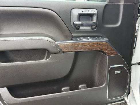 Used 2019 GMC Sierra 2500 Denali w/ Duramax Plus Package image 23