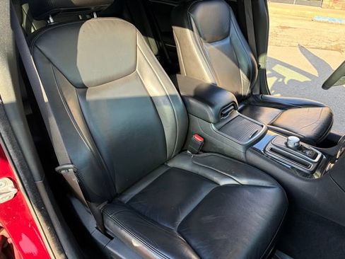 Used 2021 Chrysler 300 Touring L RWD image 40