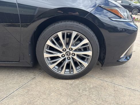 Used 2021 Lexus ES 250 w/ Premium Package AWD/4WD image 13