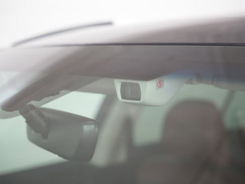 Used 2018 Subaru Outback 2.5i Touring image 65