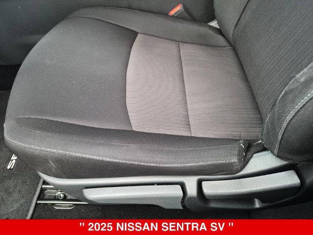 Certified 2025 Nissan Sentra SV FWD image 17