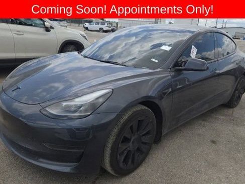 Used 2023 Tesla Model 3 Standard Range RWD image 1