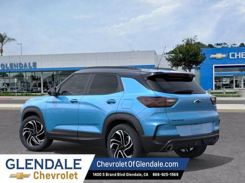 New 2026 Chevrolet TrailBlazer RS w/ Driver Confidence Package FWD image 3