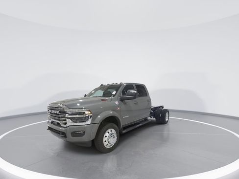 New 2026 RAM 5500 Tradesman w/ Laramie Trim Package image 4