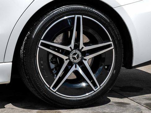 Used 2022 Mercedes-Benz C 300 4MATIC Sedan image 58