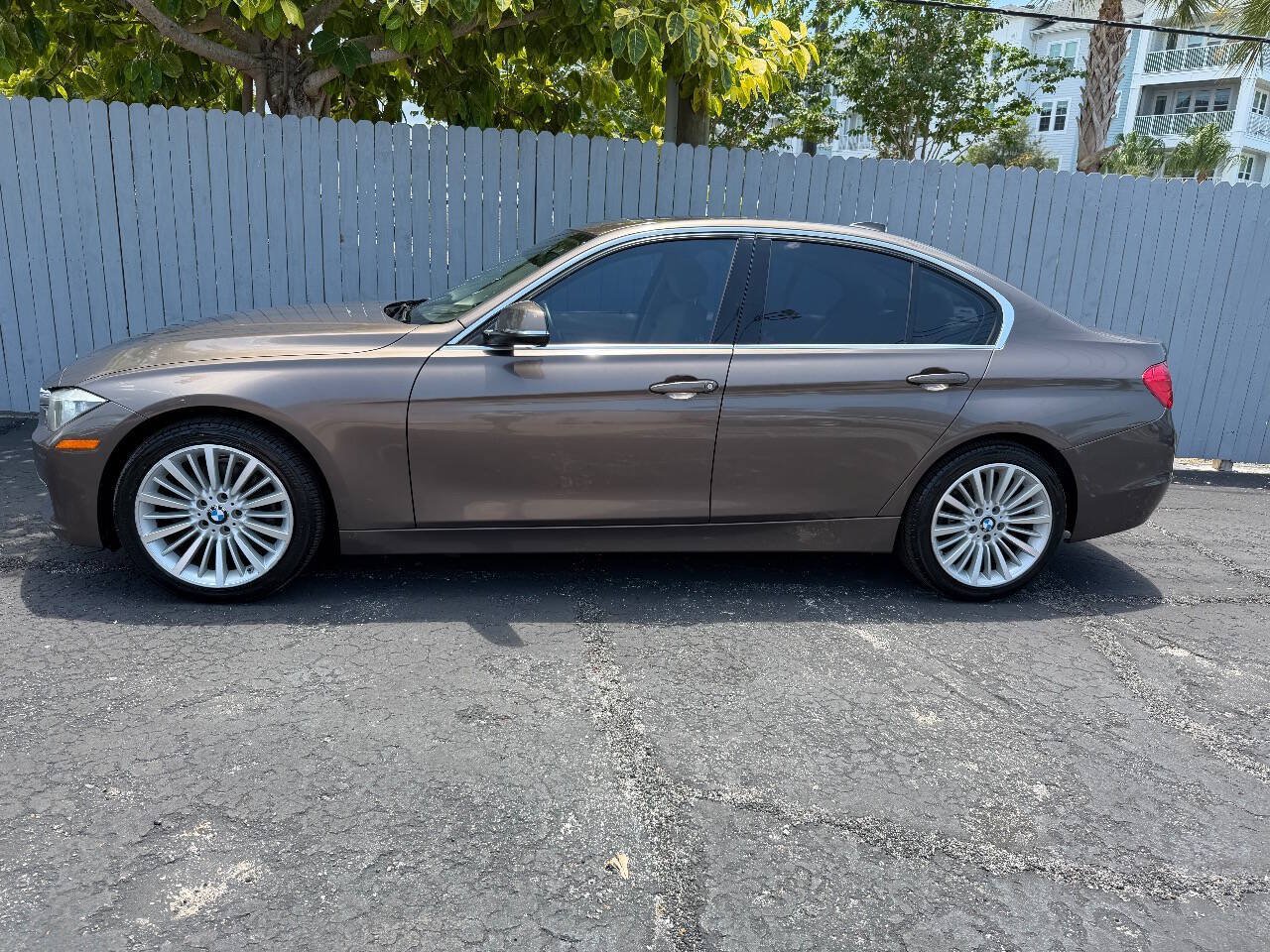 Used 2013 BMW 328i Sedan RWD image 4