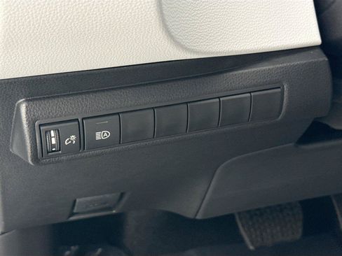 Certified 2025 Toyota Corolla SE w/ Convenience Package FWD image 16