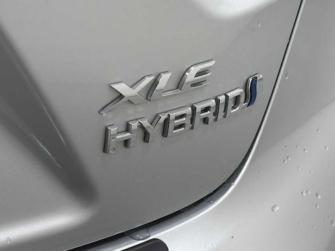 Certified 2024 Toyota Corolla XLE FWD image 29