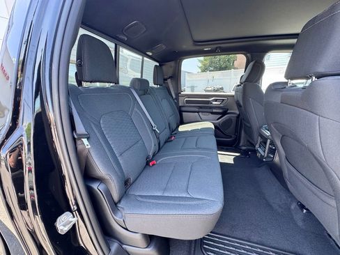 New 2026 RAM 1500 4x4 Crew Cab image 21
