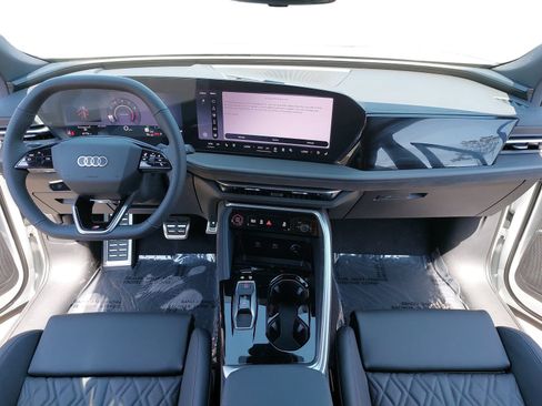 New 2026 Audi SQ5 Premium Plus AWD/4WD image 9
