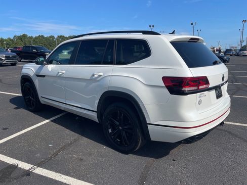 Used 2023 Volkswagen Atlas SEL R-Line AWD/4WD image 14