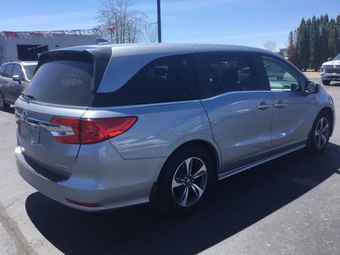 Used 2018 Honda Odyssey Touring image 5
