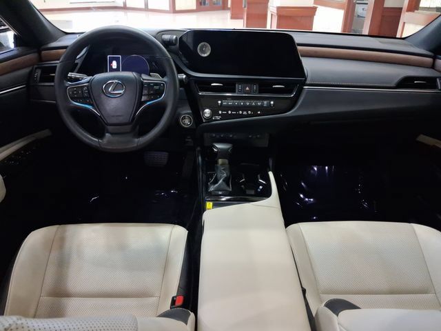 Used 2024 Lexus ES 350 w/ Premium Package FWD image 7