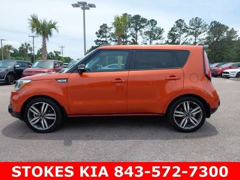 Used 2018 Kia Soul ! w/ Tech Package FWD image 8