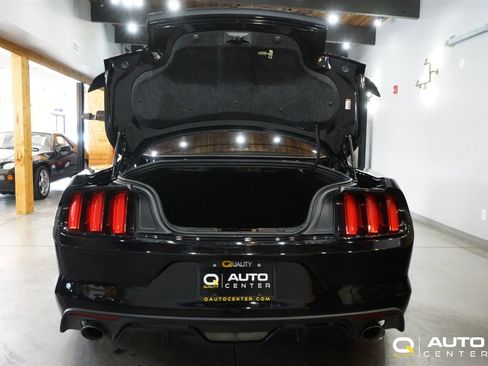 Used 2017 Ford Mustang GT Premium w/ Equipment Group 401A image 36