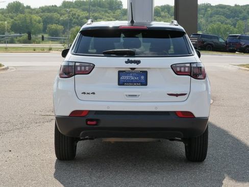Used 2024 Jeep Compass Trailhawk AWD/4WD image 6