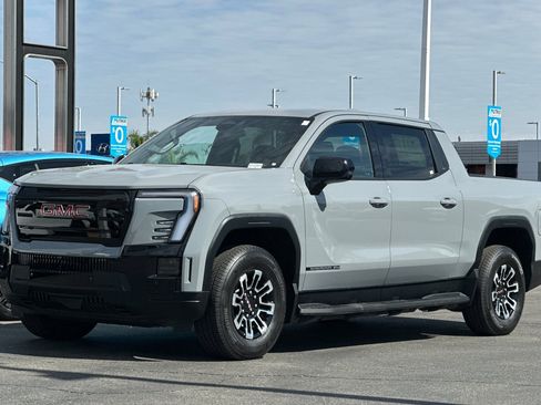 Used 2026 GMC Sierra EV Elevation image 8