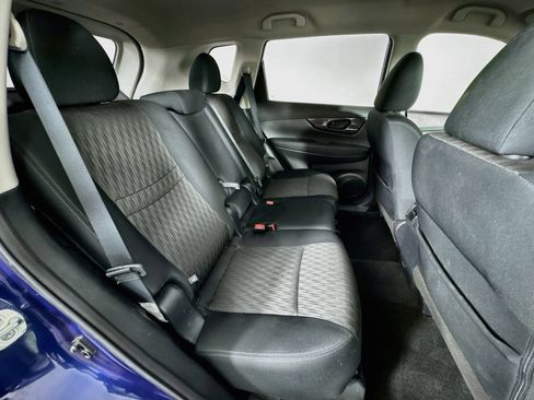 Used 2019 Nissan Rogue S FWD image 24