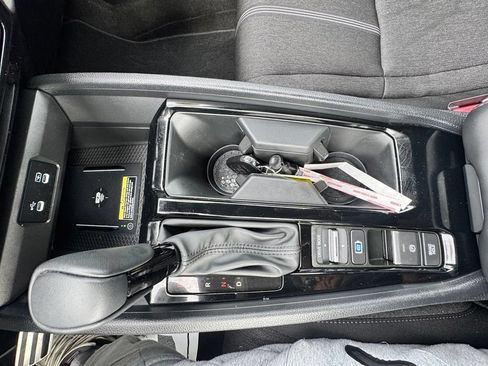 Used 2025 Honda Accord Sport image 11