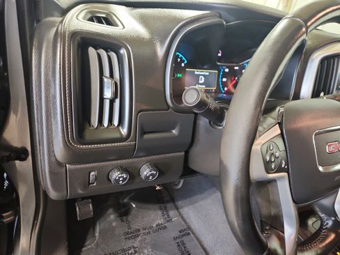 Used 2022 GMC Canyon Elevation w/ Elevation Premium Package image 15