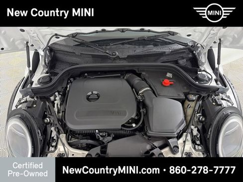 Certified 2025 MINI Cooper 2-Door Hardtop image 23