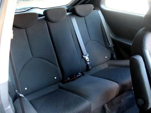 Used 2011 Hyundai Accent GS image 8