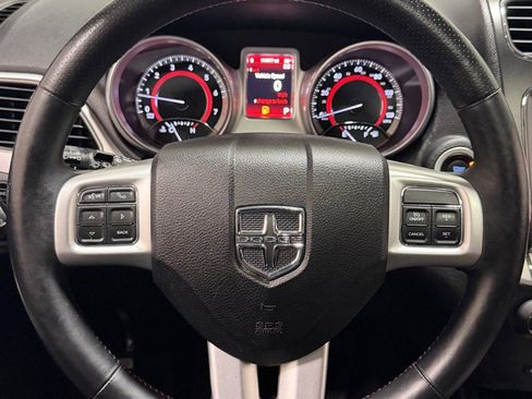 Used 2015 Dodge Journey R/T w/ Flexible Seating Group image 16