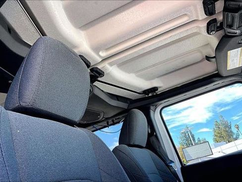 Certified 2024 Jeep Wrangler Unlimited AWD/4WD image 13