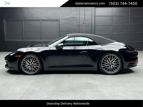 Used 2024 Porsche 911 Carrera S w/ Sport Package image 46