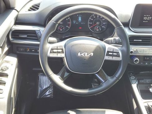 Used 2022 Kia Telluride S AWD/4WD image 11