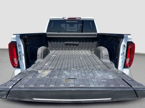 Used 2023 GMC Sierra 1500 AT4 w/ AT4 Preferred Package AWD/4WD image 33