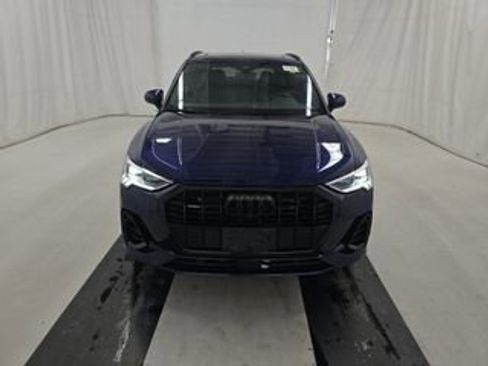 Used 2023 Audi Q3 2.0T Premium Plus w/ Premium Plus Package image 7