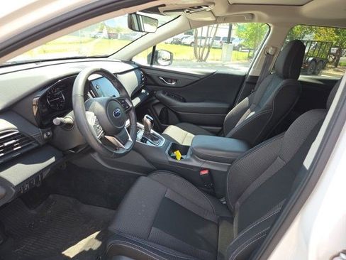 Used 2023 Subaru Outback Premium AWD/4WD image 11