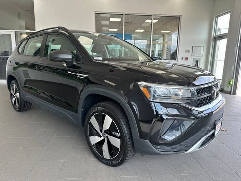 Certified 2024 Volkswagen Taos S AWD/4WD image 1